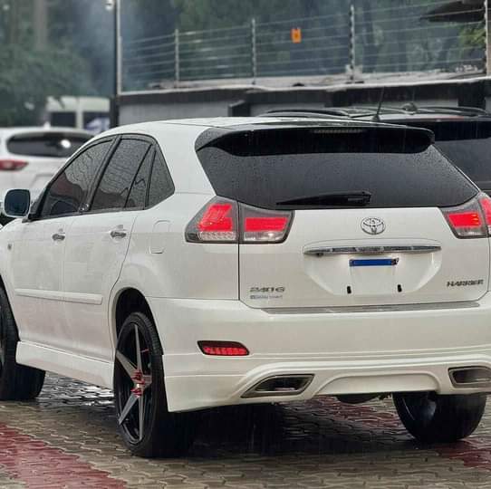 A picture of 2010 TOYOTA HARRIER ON SALE 18M TEXT CALL WHATSAPP 0756