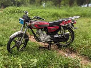 A picture of 1550000 huoniao cc125 number DFM imenyooka sana Haina kipengele chochote