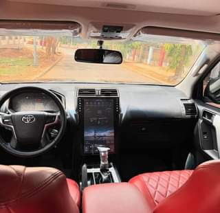 A picture of SUPER CLEAN TOYOTA PRADO 2021
