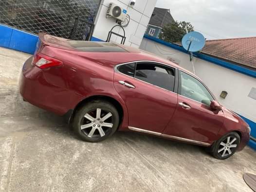 A picture of HOTTEST DEAL Extremely clean 2008 Lexus Es350 Please come with