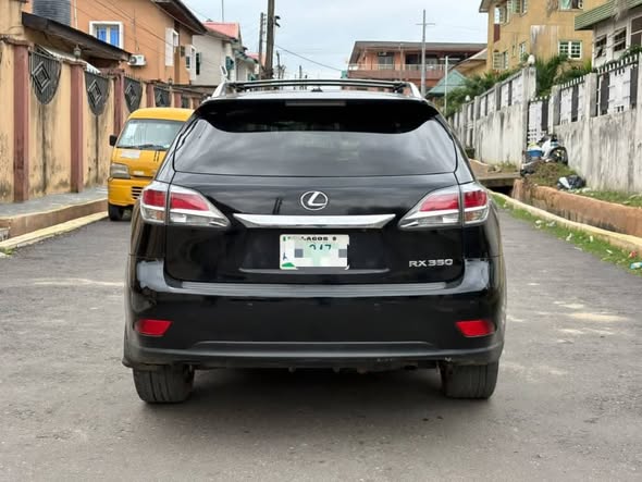 A picture of Lexus Rx350 08168128003