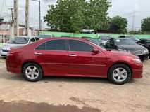 A picture of Registered Toyota Camry SE 10 thumbstart