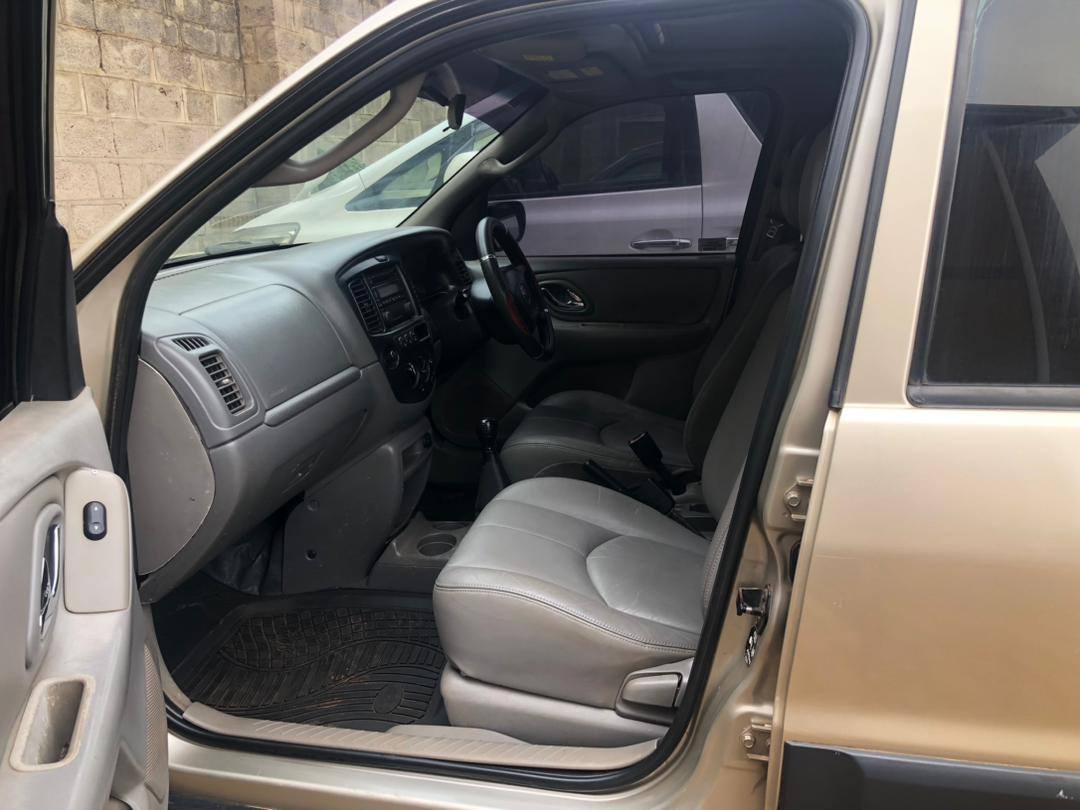 A picture of Mazda tribute manual
