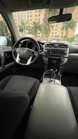 A picture of TOYOTA 4RUNNER 2013