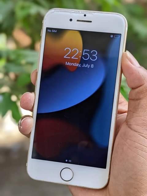 A picture of Iphone 7G