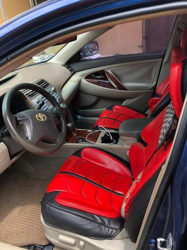A picture of DEALER MARKET 2009 Toyota Camry XLE V6 Engine Ac perfect
