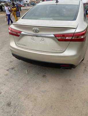A picture of Toyota Avalon