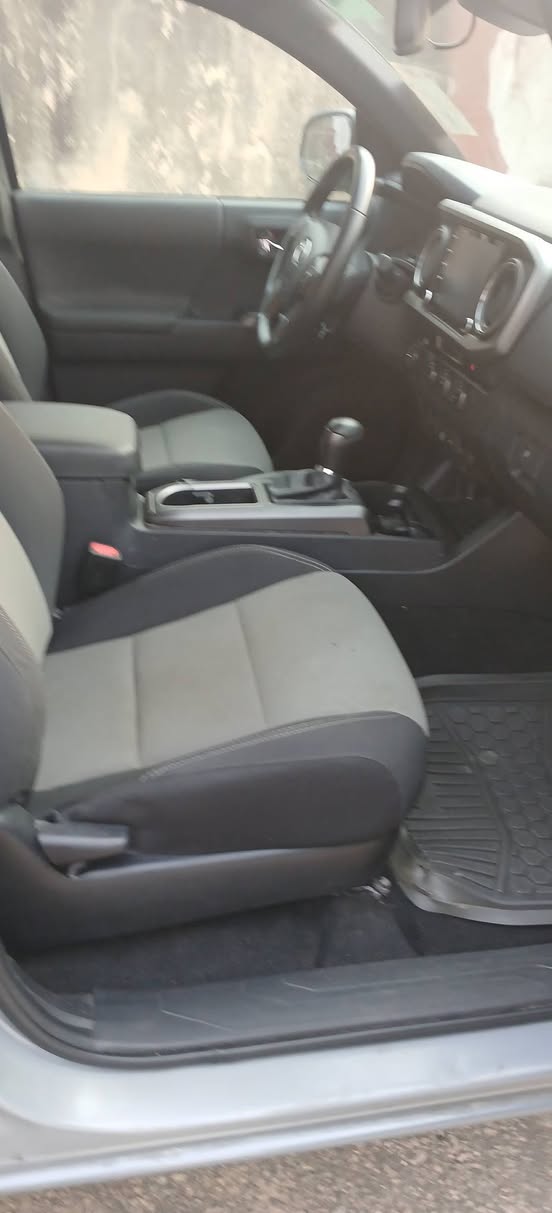 A picture of 2021 Toyota tacoma