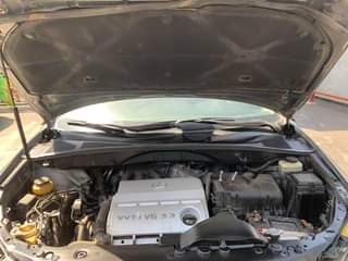 A picture of Lexus Rs 330