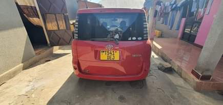 A picture of TOYOTA SIENTA INAUZWA