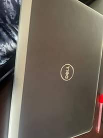 A picture of Dell laptop