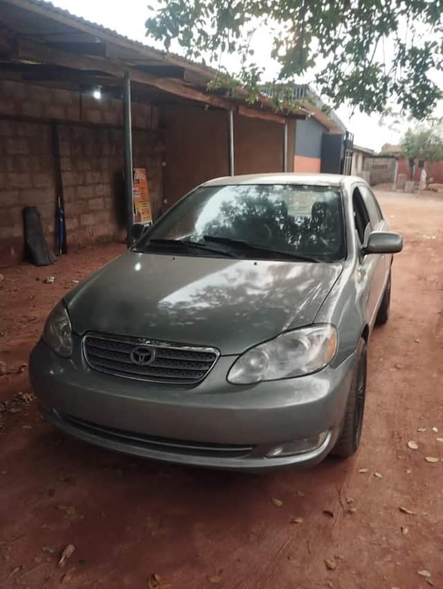 A picture of 04 Toyota Corolla Very cool engine good gear selection and