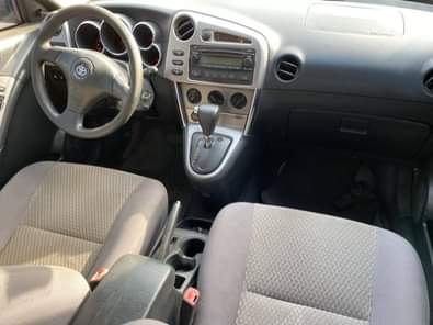 A picture of 2006 model Toyota matrix Tokumbo standard Still on first body