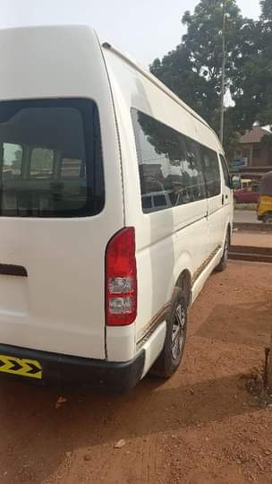 A picture of Toyota hiace available for sale in enugu 8m