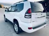 A picture of 2005 Toyota Prado