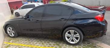 bmw 320i