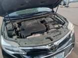 A picture of Toyota Avalon 2017