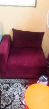 A picture of Nauza kiti kipo vizuri njoo na 45k Sina mengi kwa