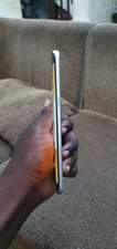 A picture of Kwaanae hitaj simu bomba kabc iyoo galaxy s6 edge plus