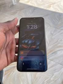 A picture of IPhone XS in good Condition with Face ID
