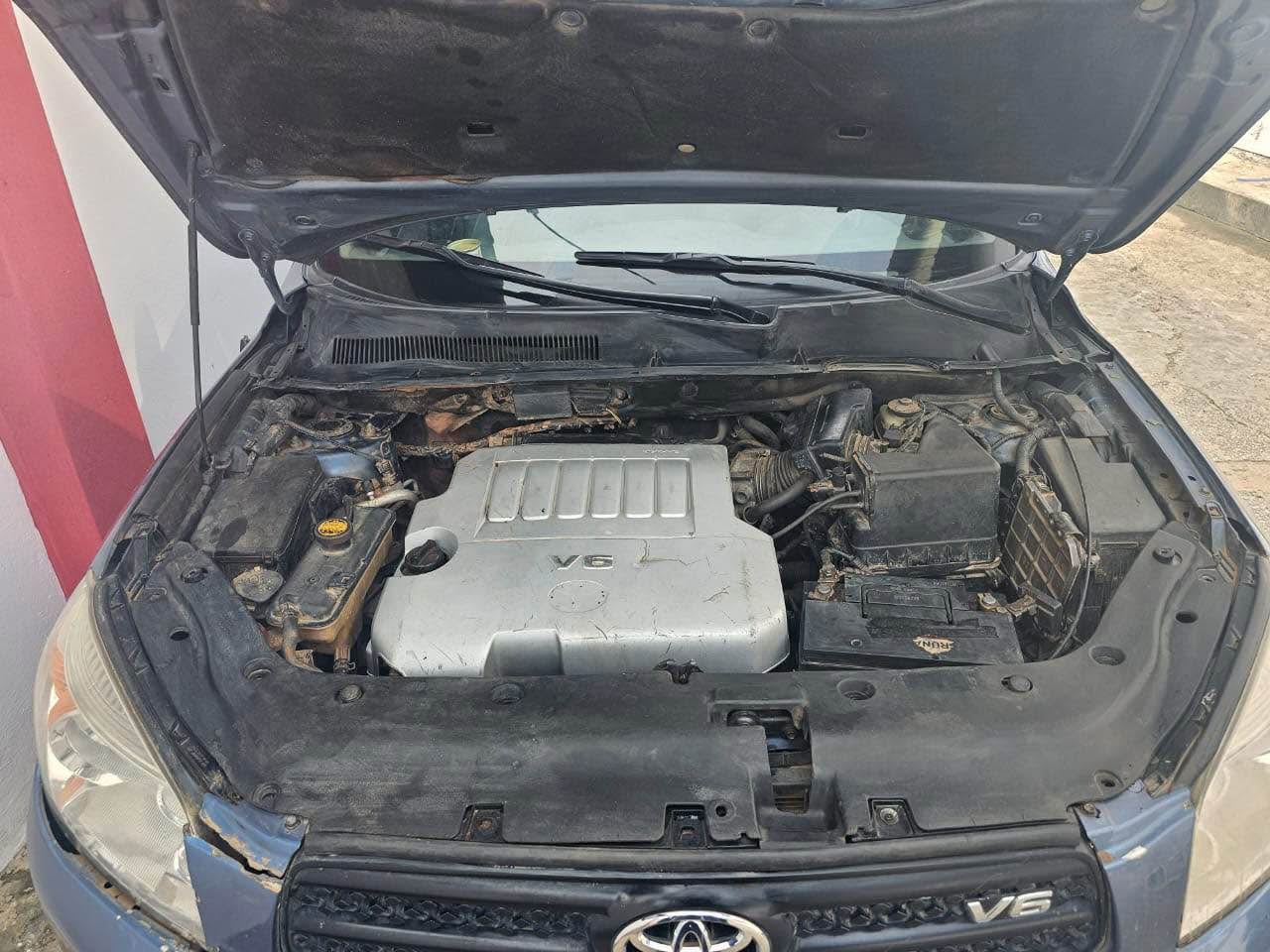 A picture of Quick deal 2007 rav4 v6