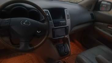 A picture of RX350
