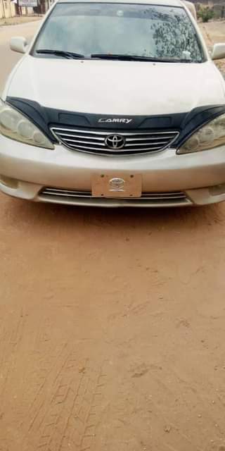 A picture of 2005 Camry LE