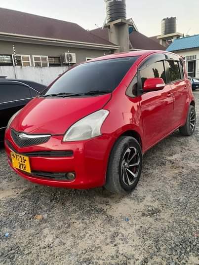 A picture of TOYOTA RACTIS