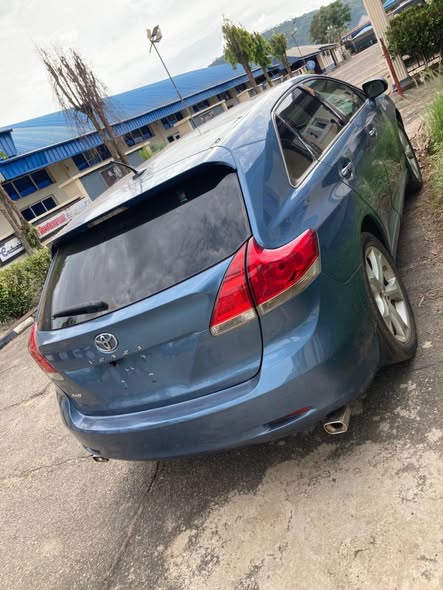 A picture of TOYOTA VENZA