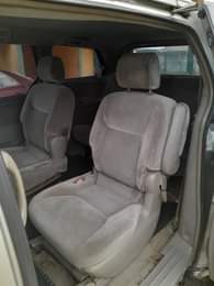 A picture of 2006 Toyota Sienna le In good condition Ac chilling Gear