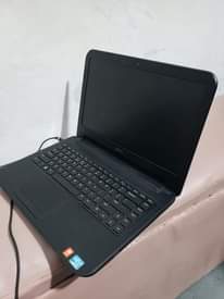 A picture of Dell latitude 3521 core i3