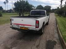 used nissan np300