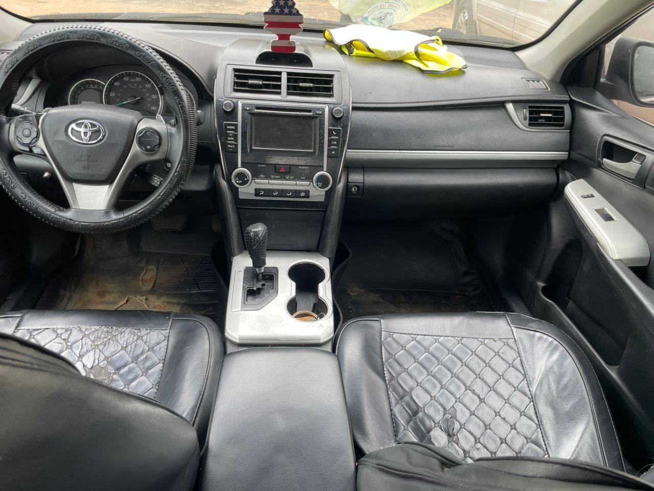 A picture of Toyota Camry Sport 2014 model
