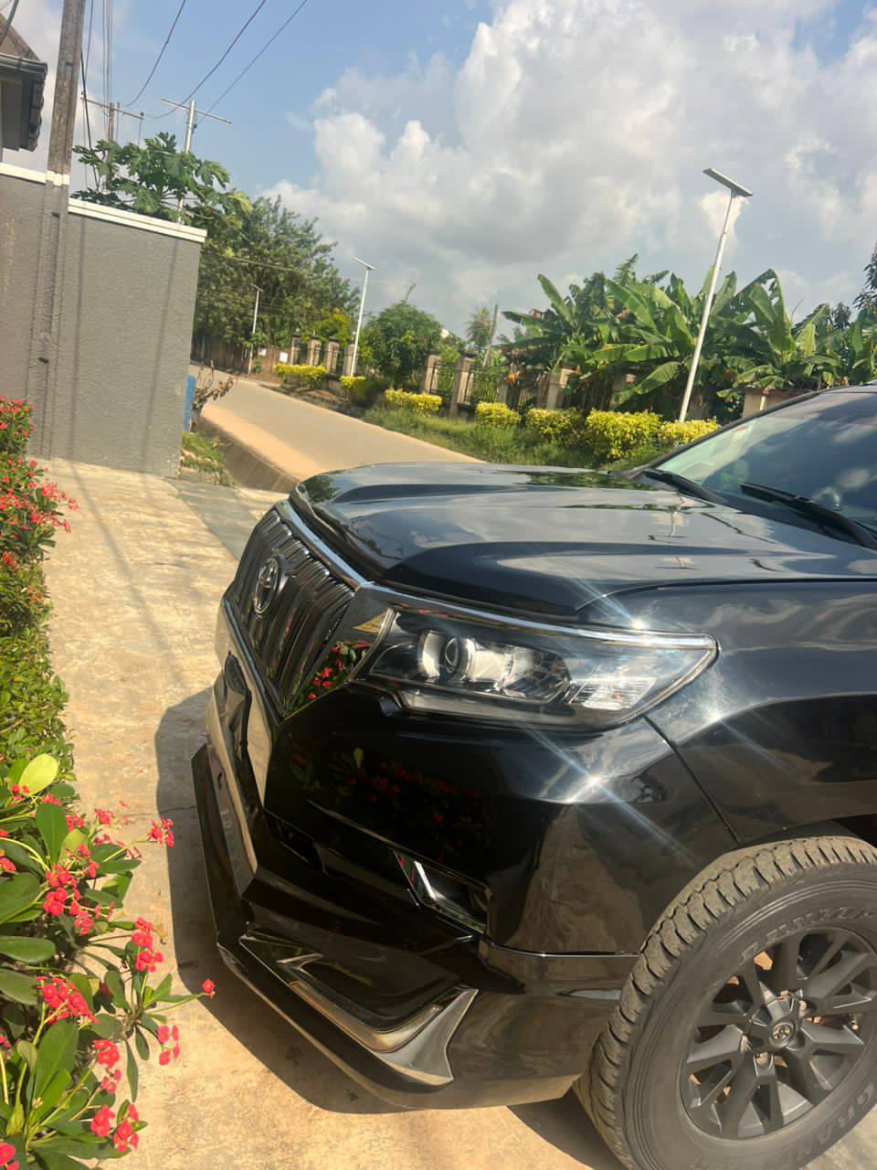 A picture of Belgium standard Registered Toyota PRADO JEEP 2011 model upgraded to