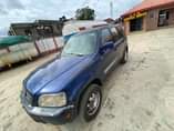 A picture of Over clean first body 2001 model Honda crv buy and