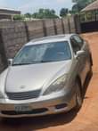 A picture of 2004 LEXUS ES 330