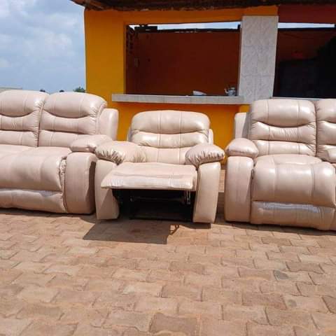 A picture of Sofasets