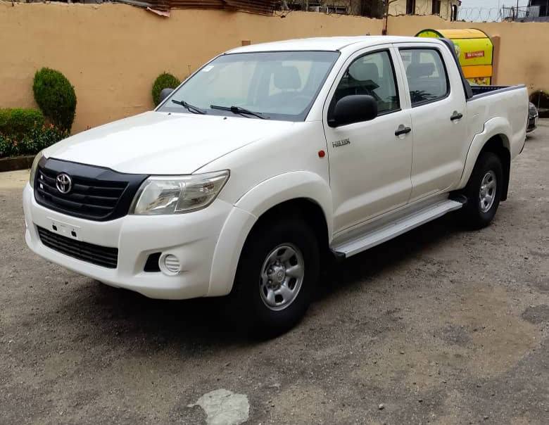 A picture of Clean Used 2014 Toyota Hilux Automatic with Auxiliary