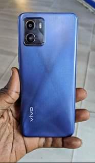 A picture of Vivo y15s gb32