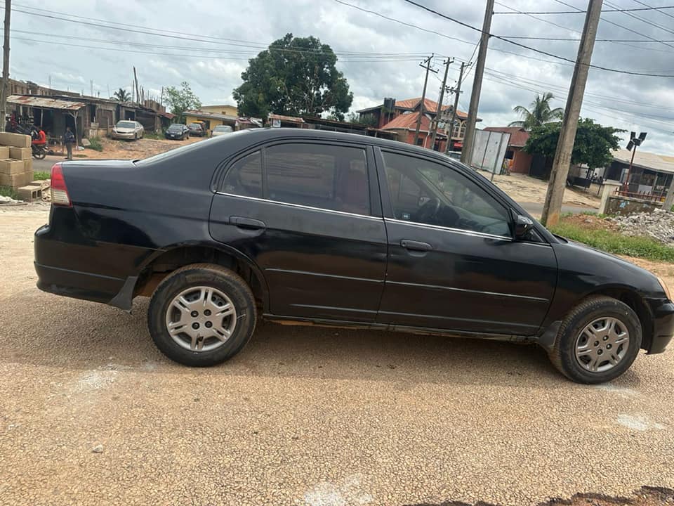 A picture of Honda Civic 2005 model