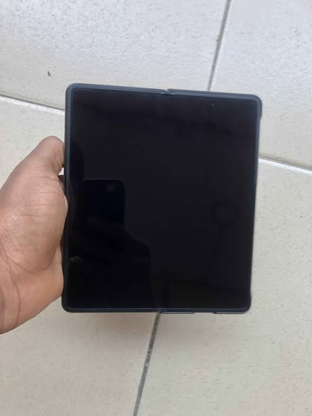 A picture of Tecno phantom v fold 5G DM for the video of