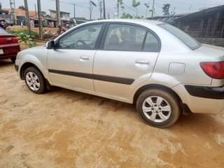 A picture of Kia rio