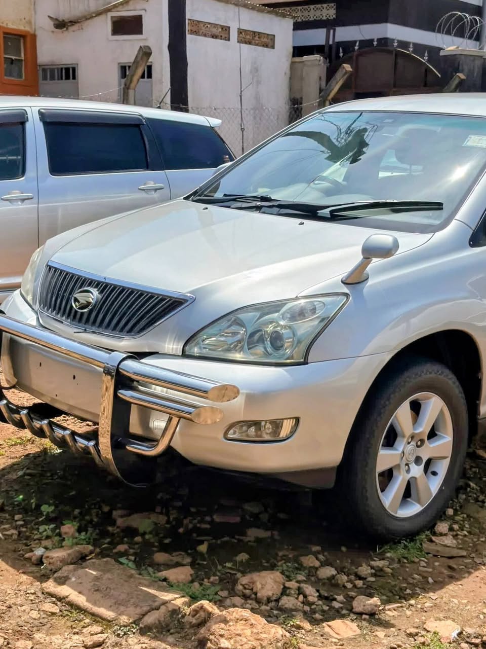 A picture of Harrier kawundo Call 0757294136