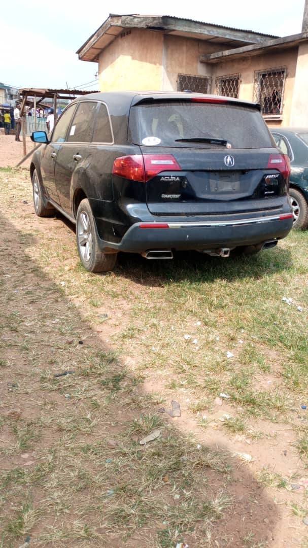 A picture of Acura MDX 2010 model for sale