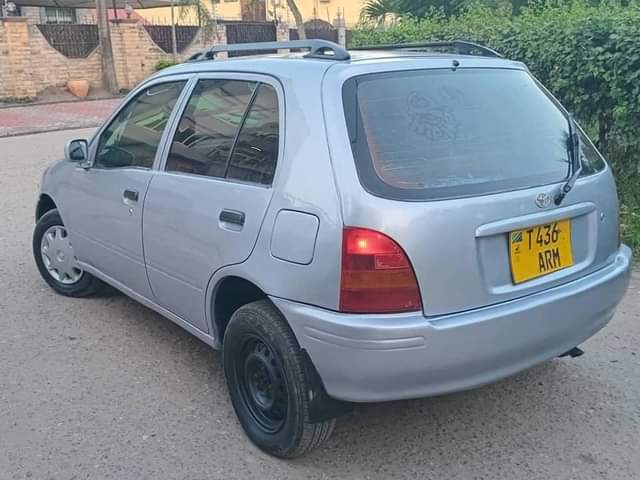 A picture of TOYOTA STARLET