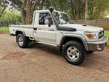 used toyota hilux