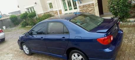 A picture of Toyota Corolla S 03