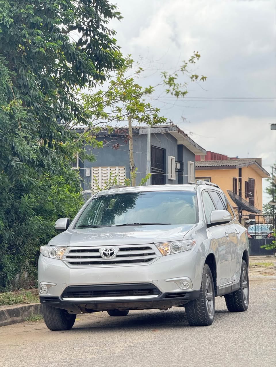 A picture of New Stock Alert EXTREMELY CLEAN REG TOYOTA HIGHLANDER 4PLUG 2010