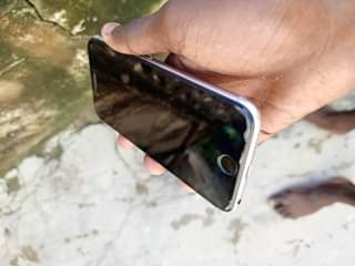 A picture of Iphone 6s gb 32