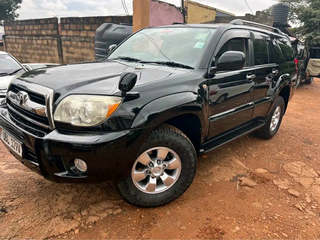 A picture of Toyota surf 2009 for sale 55millions call 0755622807